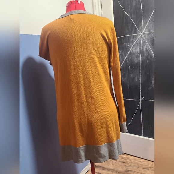 Long Sweater - Picture 3 of 5